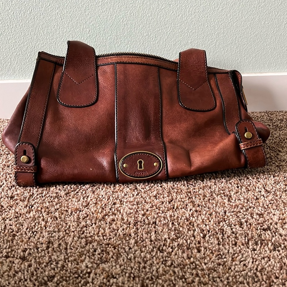 Fossil purse